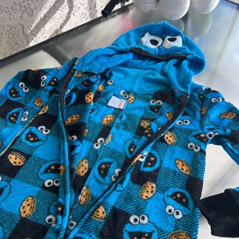 Blue Cookie Monster Adult Onesie NEW - Picture 2 of 2